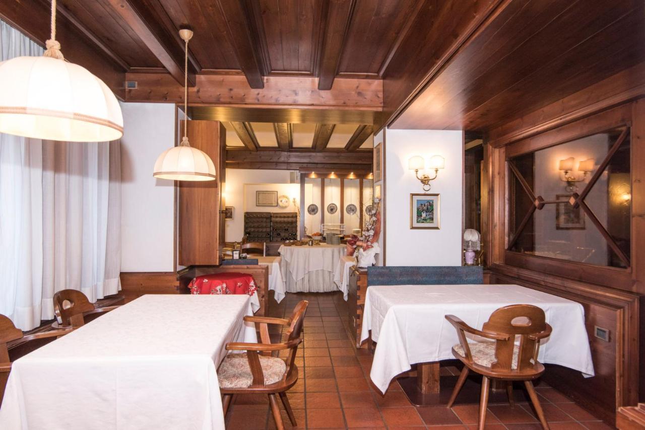 Al Sole Hotel Ristorante Dal 1870 П'єве-ді-Кадоре Екстер'єр фото