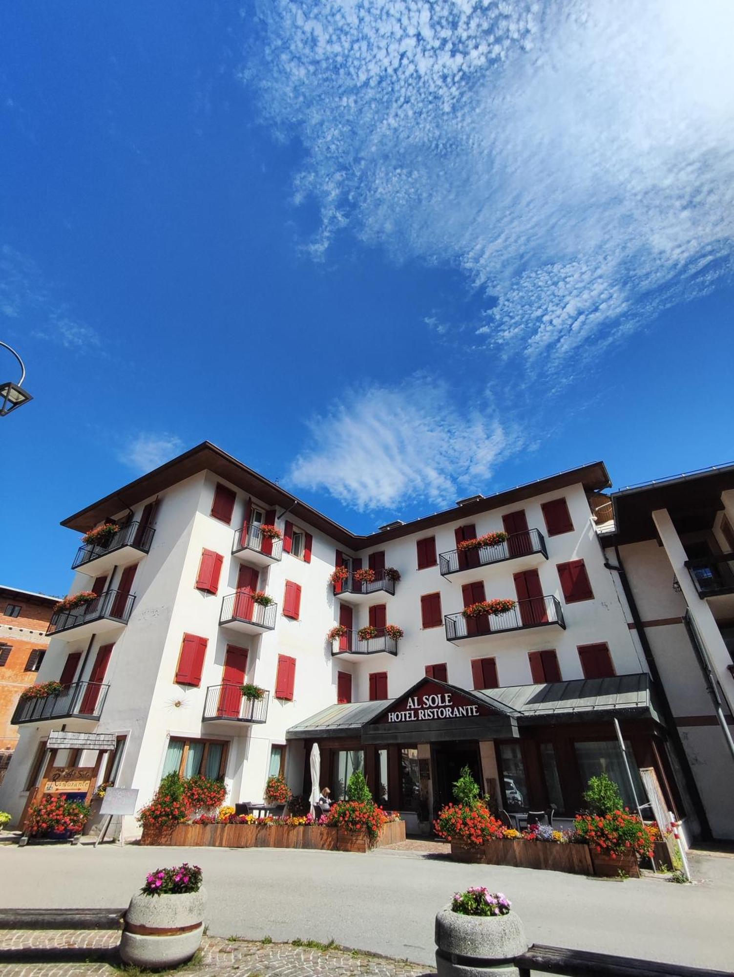 Al Sole Hotel Ristorante Dal 1870 П'єве-ді-Кадоре Екстер'єр фото
